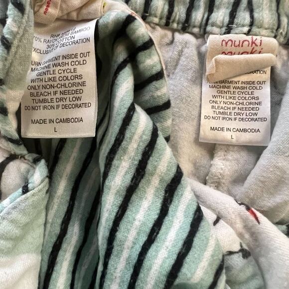 Munki Munki White Penguin Love Flannel Pajama Set Large - Picture 12 of 13